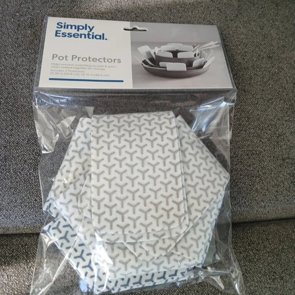 SIMPLY ESSENTIAL BY BED BATH & BEYOND POT PROTECTORS SET OF 3 Reusable Pot & Pan
